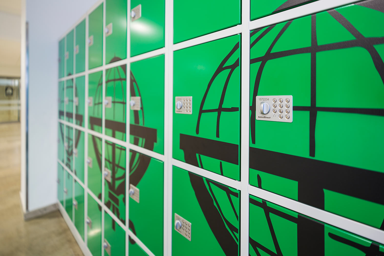 astradirect Schließfachanlagen, Helmut Schmidt Gymnasium Usingen Die Schließfachanlage von astradirect, im Helmut Schmidt Gymnasium in Usingen